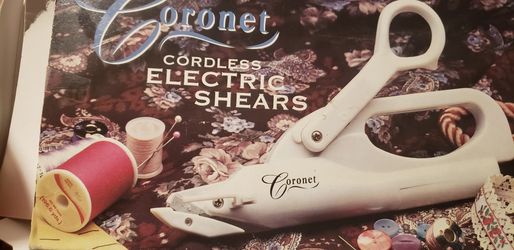 New Cordless Sheers..Uses 2 Batteries!