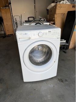 White Washer and Dryer