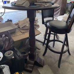 Corner table 
