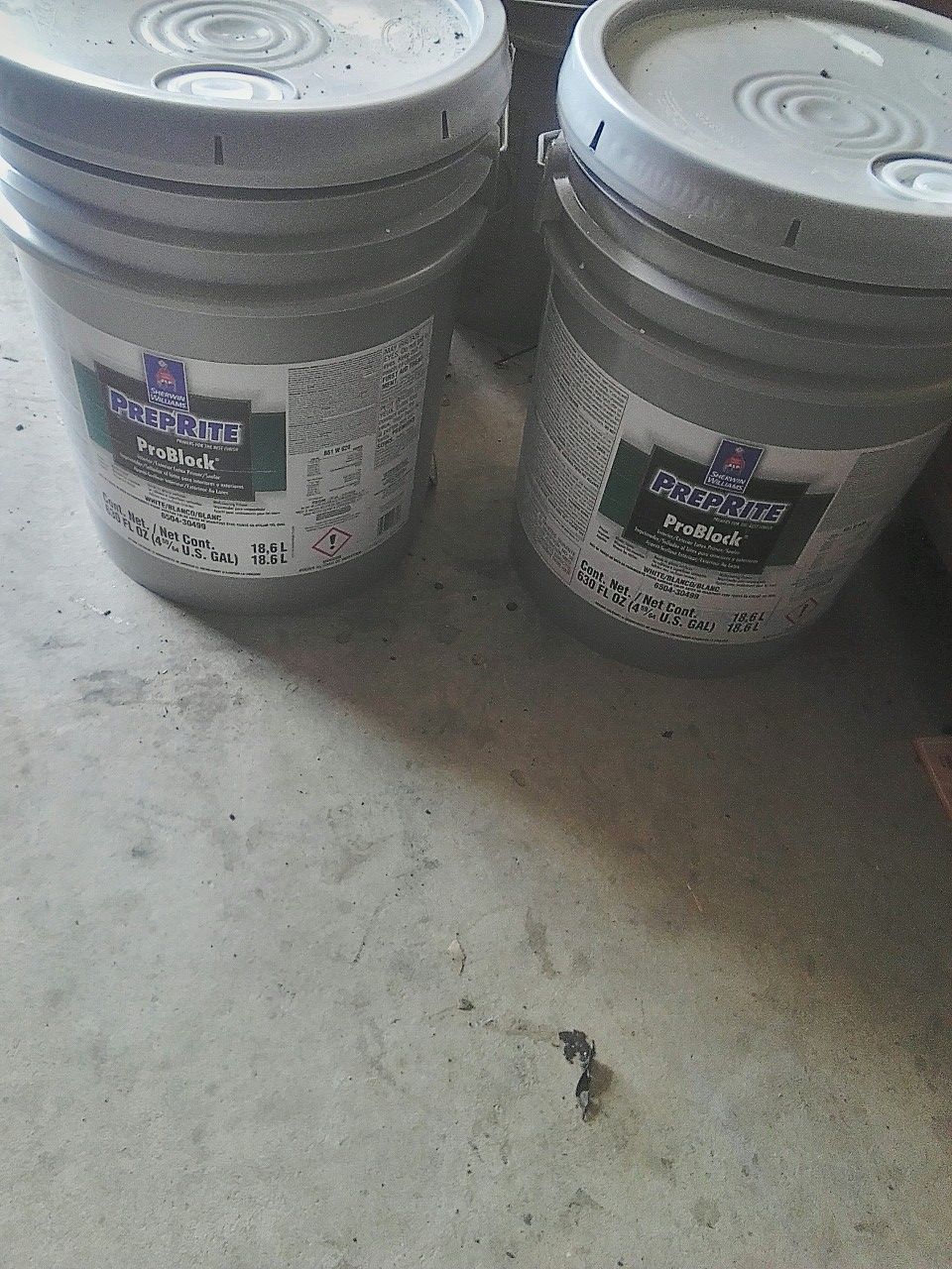 Sherwin Williams prep rite Problock primar paint white
