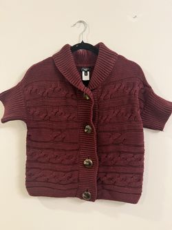 Talbots Sweater Women's Size Medium Petite burgundy, short sleeve knit button casual