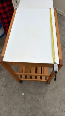 Microwave table
