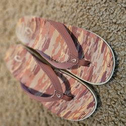 Womens Olukai Pink Flip Flops Size 8