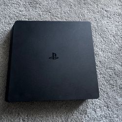 PS4 Slim W/ 3 Games