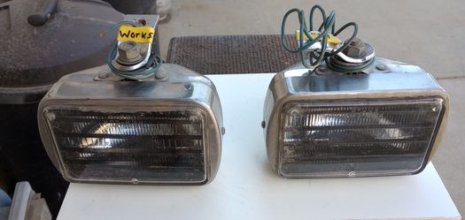 Pair of Per-Lux 500 fog/driving lights.