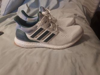 Men's Adidas 1.0 ultra boost sneakers size 9,,5