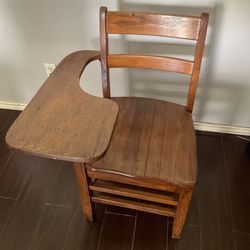 Antique Wooden Student Desk\Best Offer