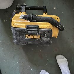 Dewalt Battery Vacuum 