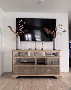 Dresser (modern mirror dresser