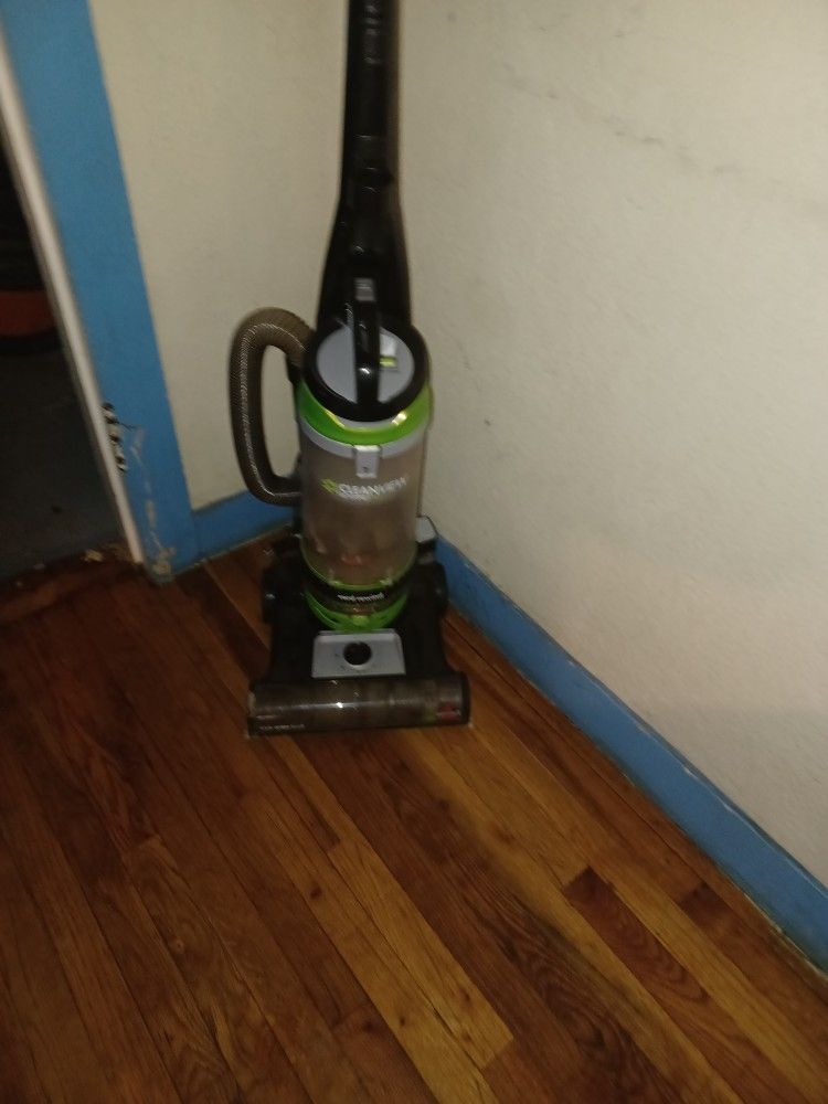 Cleanview Rewind Pet Vacuum