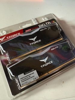 T-Force Delta RGB DDR4 3200 16GB RAM Kit