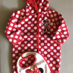 New Original Disney Baby Minnie Mouse Winter Onesie Costume Bodysuit and Terrycloth Bib 0-3 Months