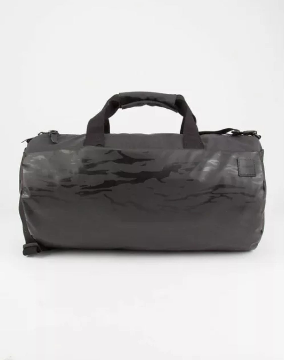 Incase Compass DUFFEL Bag Black CAMO #INCO400185-CMO - Brand NEW with Tag