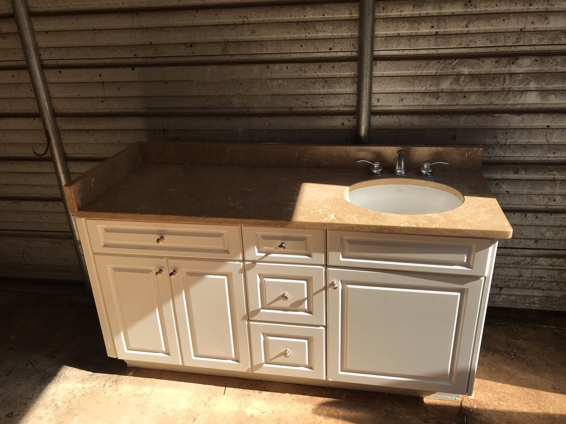 Beautiful Stone Vanity See Pics! 60.75x22.5