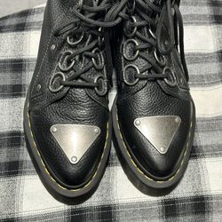 Dr Martens Farylle Boots