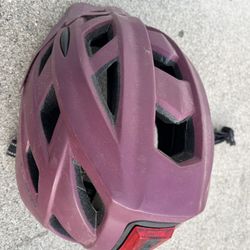 Cannon dale Bicycle Helmet. Adult