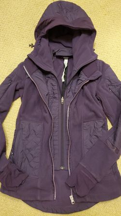 NWT Lululemon Fleecy Keen Jacket deep Zinfandel Sz 4