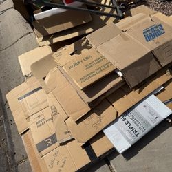Free Moving Boxes 