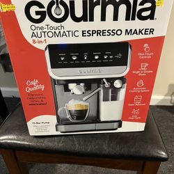 Gourmia Automatic Expresso 