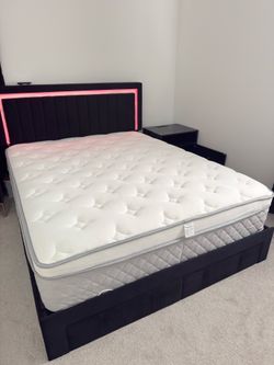 Queen bed