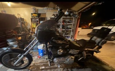 2002 Harkey-Davidson wide glide  chopper 12,000 miles
