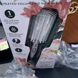 Heated Volumizing Hair Brush 