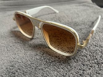 Sun glasses