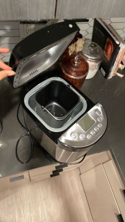 Brand new bread maker