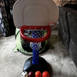 Little Tikes Basket Ball Hoop & 4 Balls 