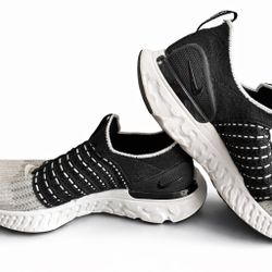 Nike React Presto Flyknit – Black/White – Men’s 12.5