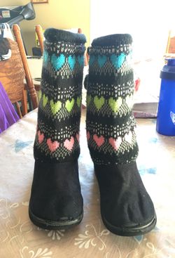 Used girls boots boots size 2