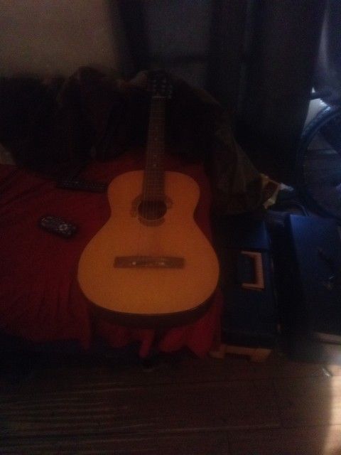 Guitar Strings Not In Right Order