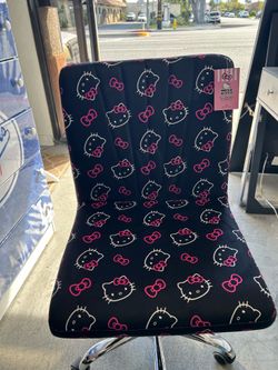 Hello kitty vanity desk chair