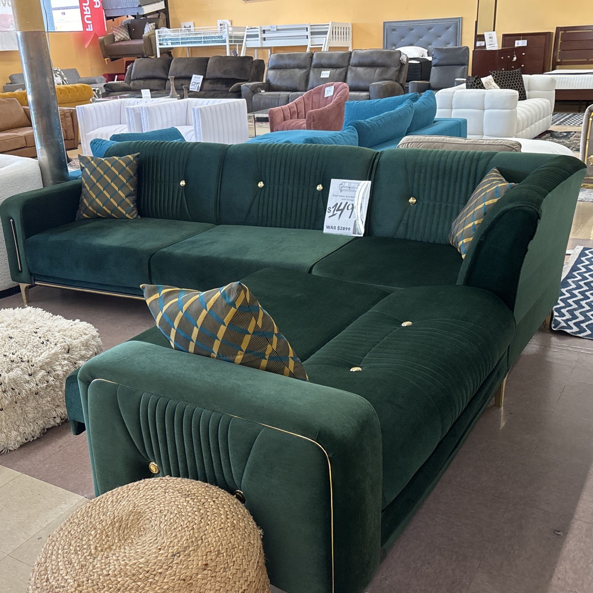 Convertable Green Sleeper Sectional With Storage