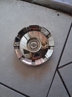 Wheel  Center Cap. chrysler 300