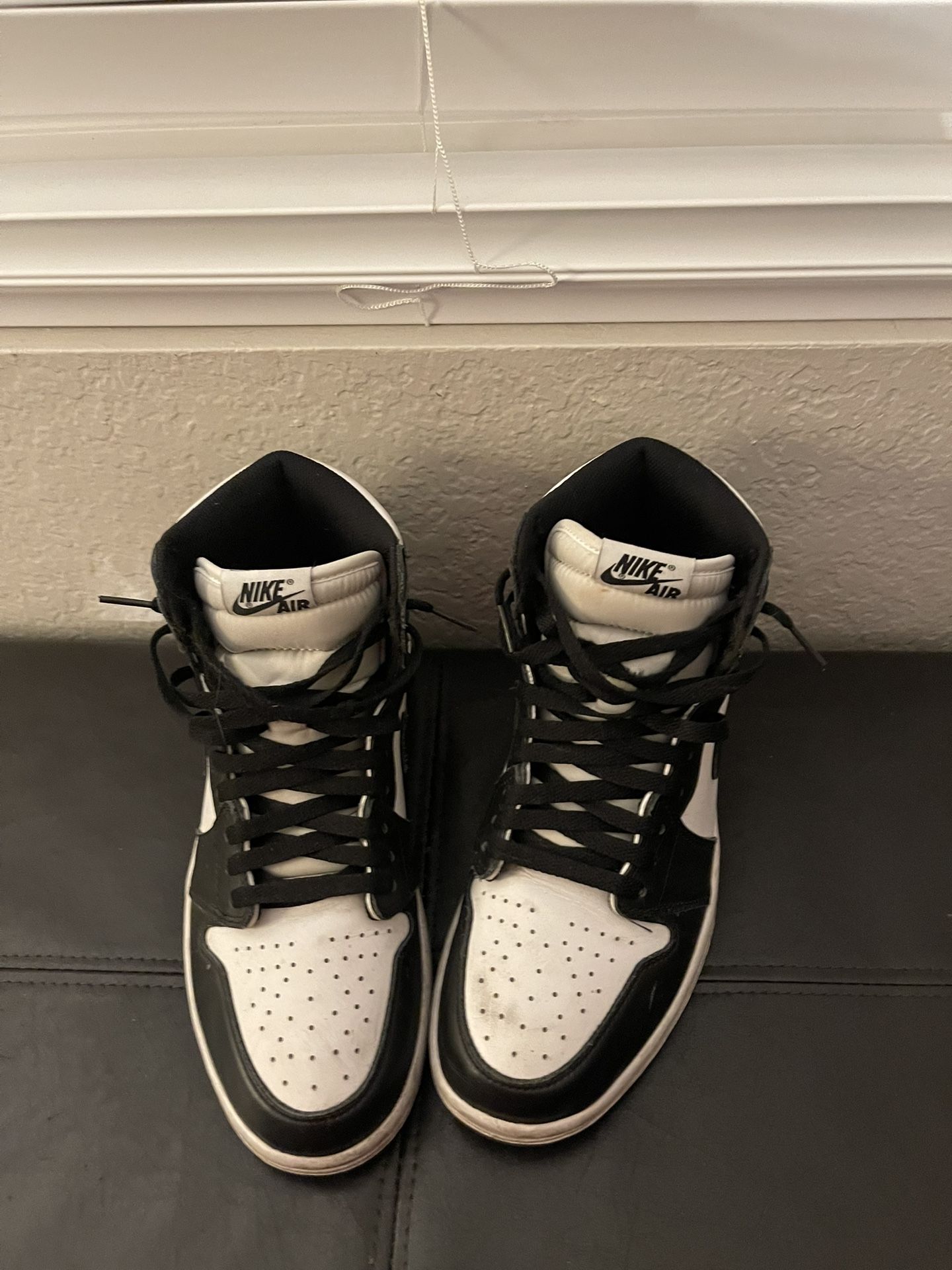 Nike Air Jordan 1 Tennis Shoes 