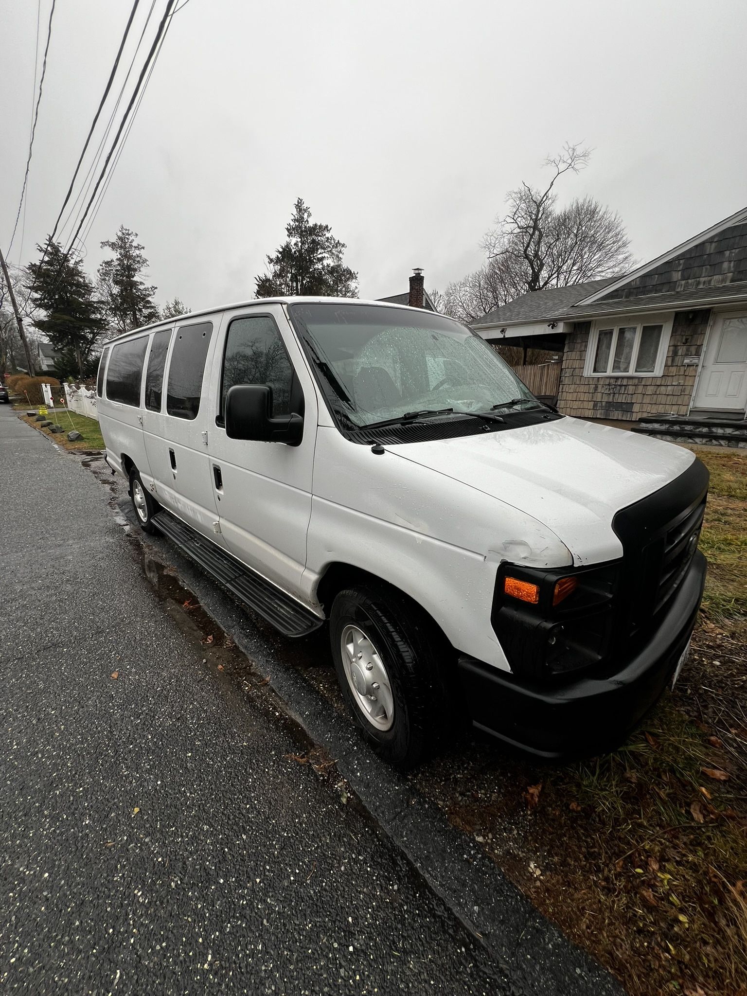 2008 Ford E350