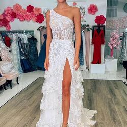 White Glitter Wedding/prom Dress With Train