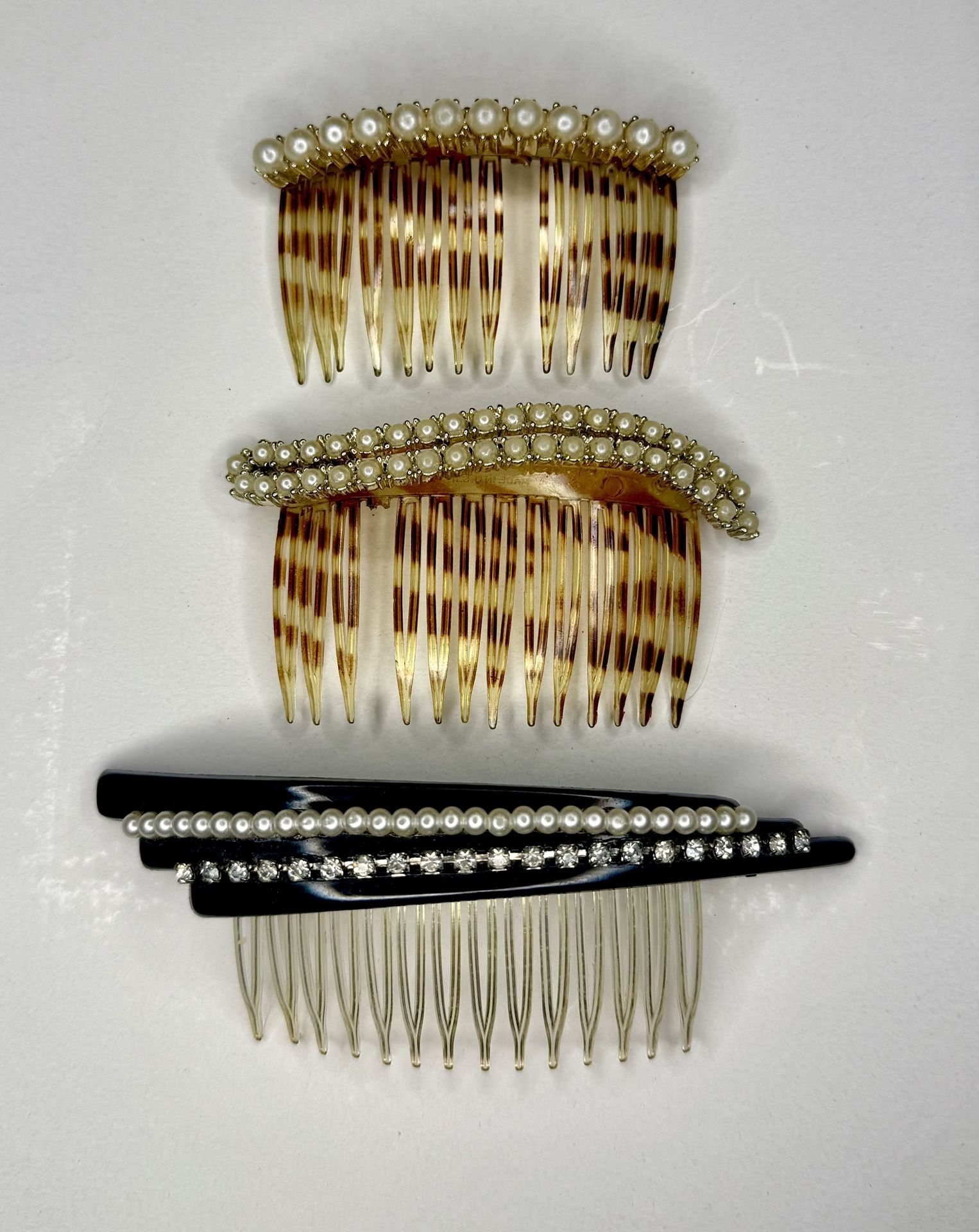Set Of 3 VTG Prong Set Clear Rhinestone Faux Pearl Tortoise Plastic hair comb
