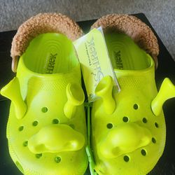 Shrek Crocs Brand New Size 4M/6W
