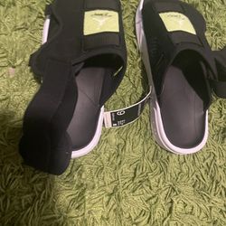 jordan black slides size 9