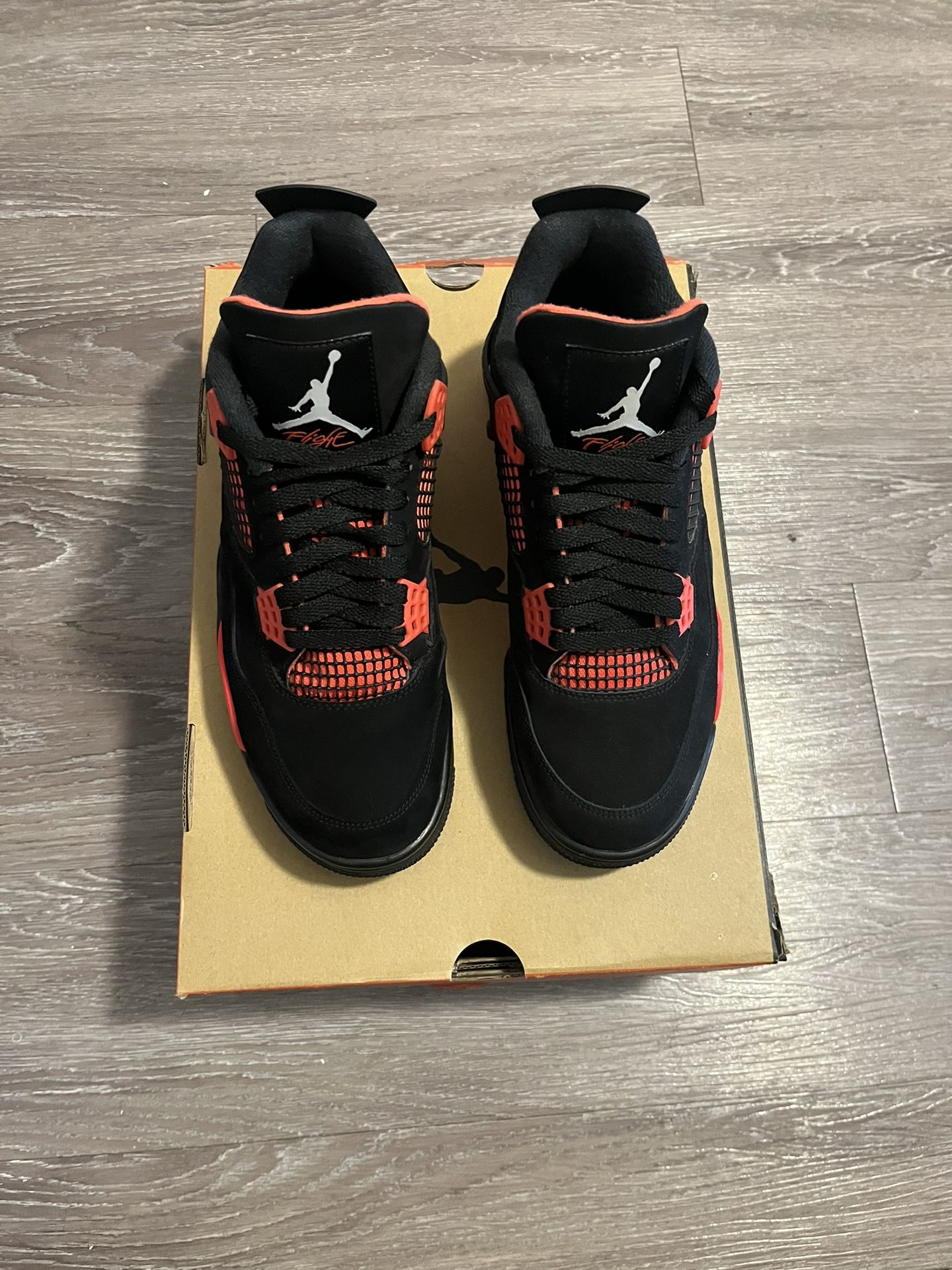 Jordan 4 Retro Red Thunder