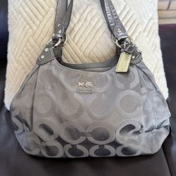 Coach Maggie Shoulder Bag