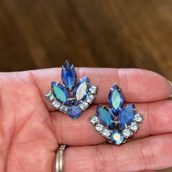Vintage Blue Stone Clip On Earrings 