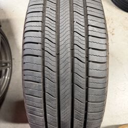 1 Michelin Tire 235/55/20