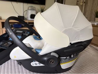 Cybex Car seat Clud G Lux