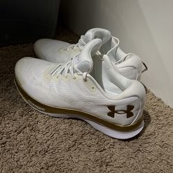 Under Armor Bandit Gym Shoes Sneakers 8.5 Women’s