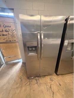 Frigidaire side by side refrigerator