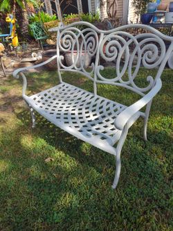 Beautiful iron PATIO furniture AVAILABLE BENCH BANCA DE FIERRO PESADO PARA SU JARDIN DE FLORES LISTO LISTO LISTO