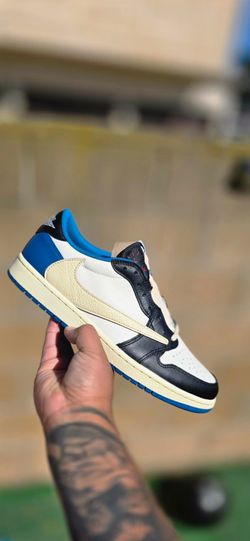 Jordan 1 Retro Low OG SP
Fragment x Travis Scott